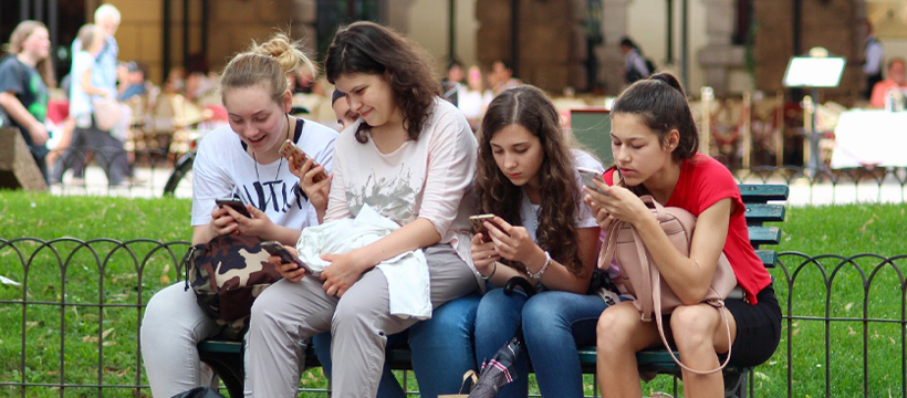 tinejdzeri online zivot